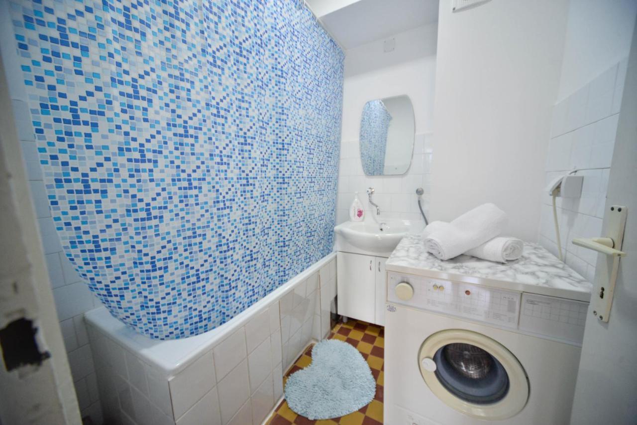 Apartman Centar Lux Пірот Екстер'єр фото